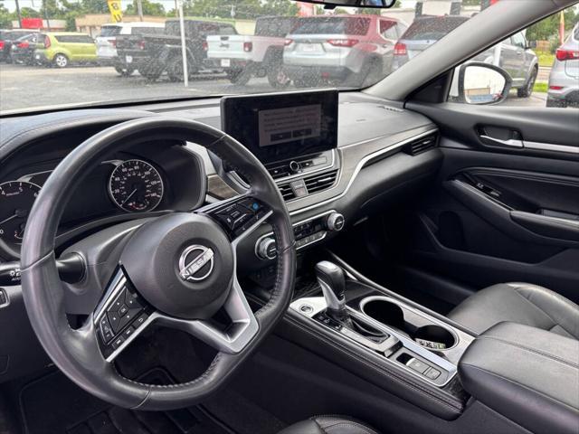 used 2023 Nissan Altima car, priced at $22,998