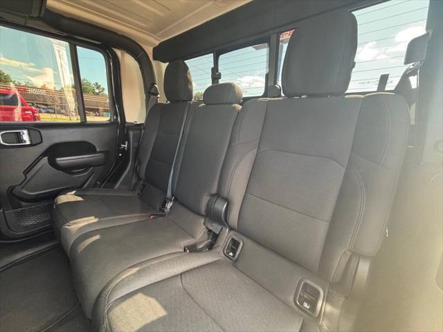 used 2022 Jeep Gladiator car, priced at $28,998