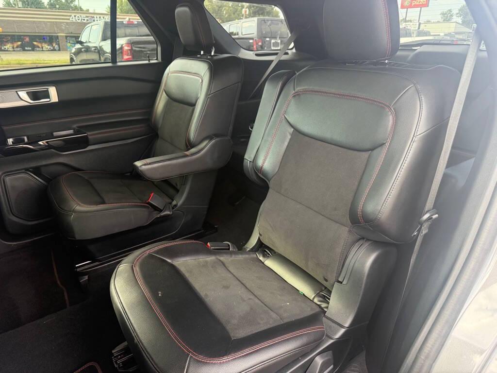 used 2023 Ford Explorer car, priced at $31,988