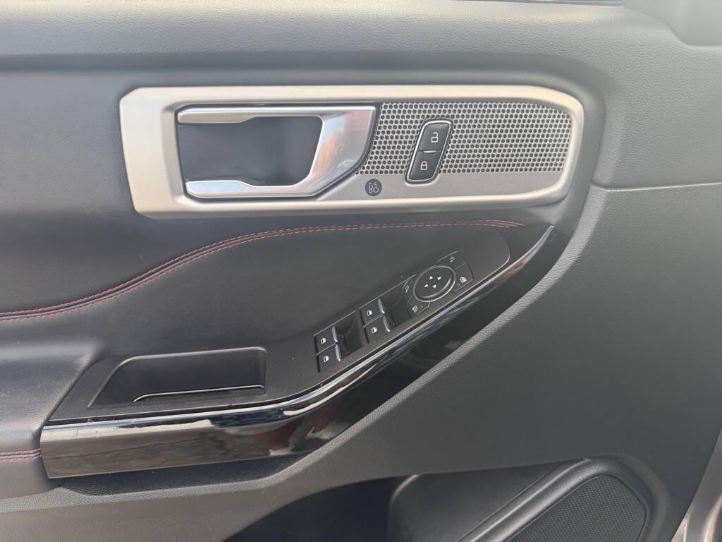 used 2023 Ford Explorer car, priced at $31,988