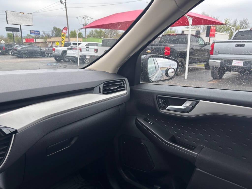 used 2020 Ford Escape car, priced at $15,998