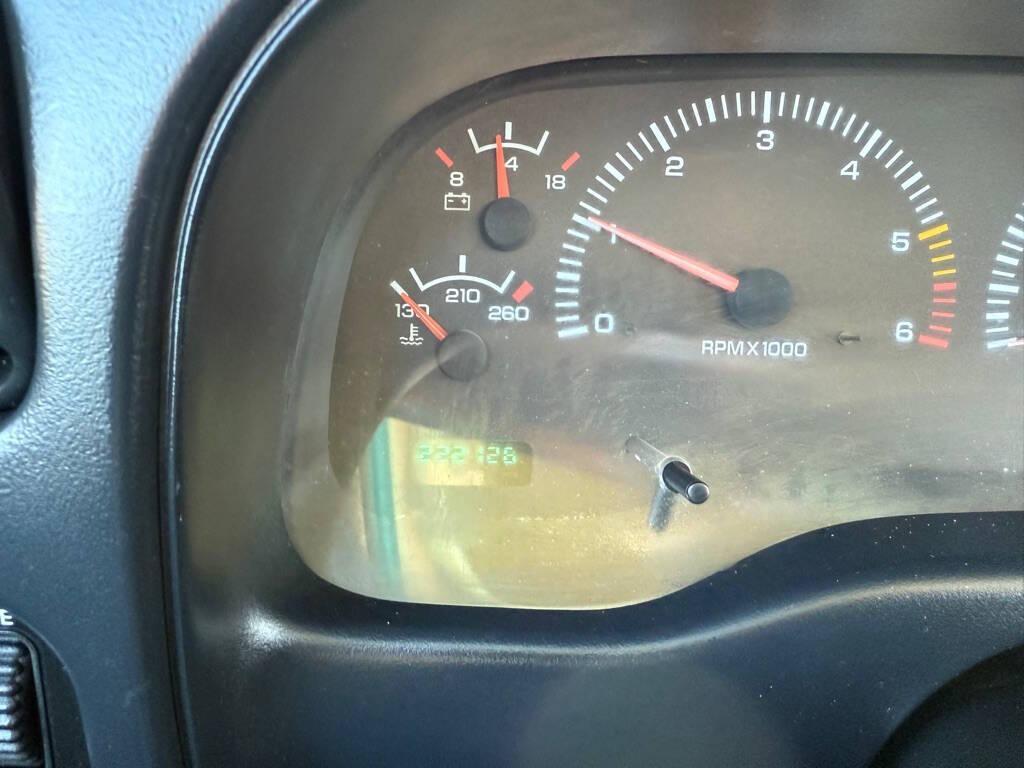 used 2000 Dodge Dakota car, priced at $2,995