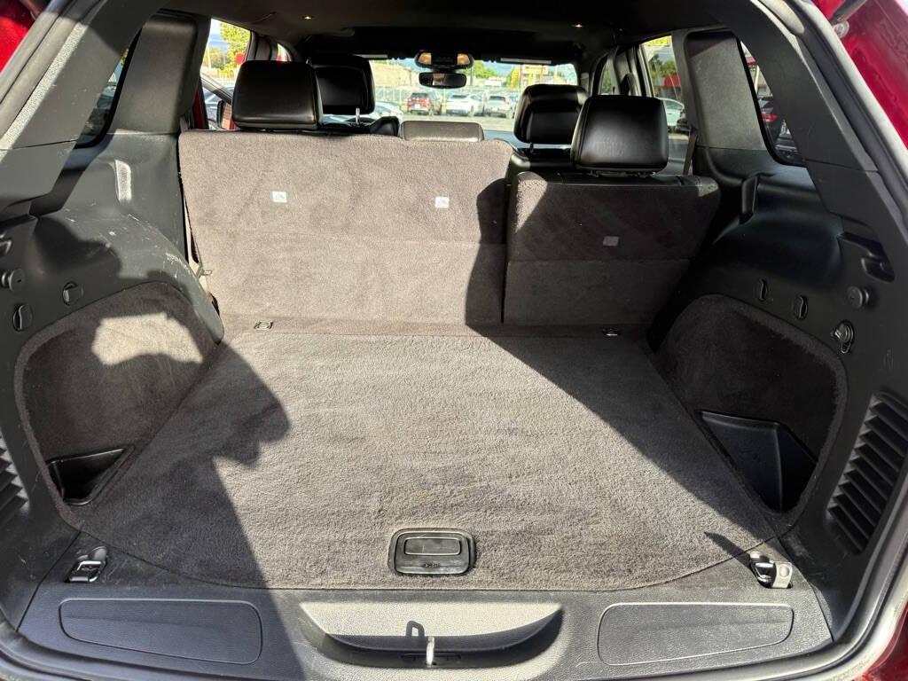 used 2020 Jeep Grand Cherokee car, priced at $15,988