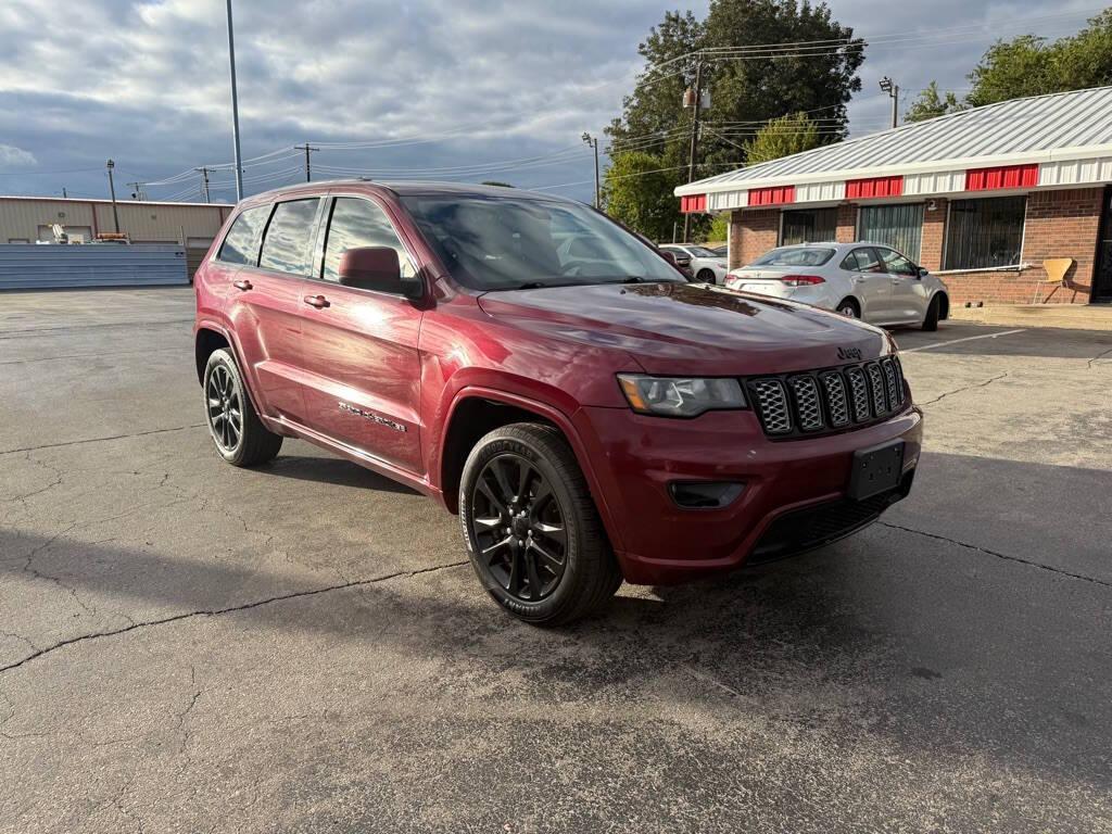 used 2020 Jeep Grand Cherokee car, priced at $15,988