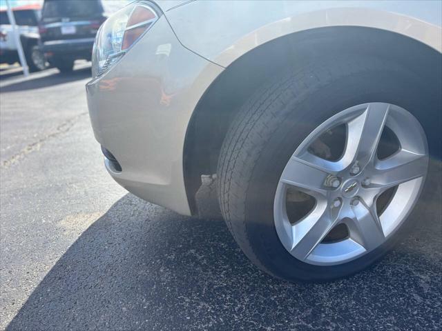 used 2010 Chevrolet Malibu car, priced at $4,998