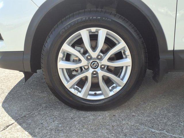 used 2022 Nissan Rogue Sport car, priced at $20,999