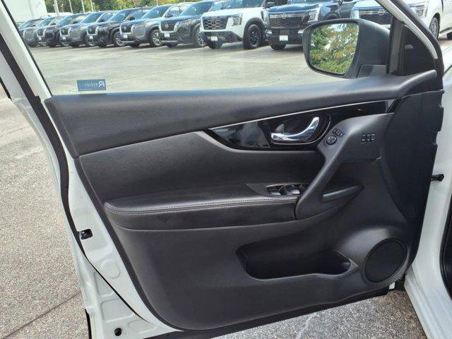 used 2022 Nissan Rogue Sport car, priced at $20,999
