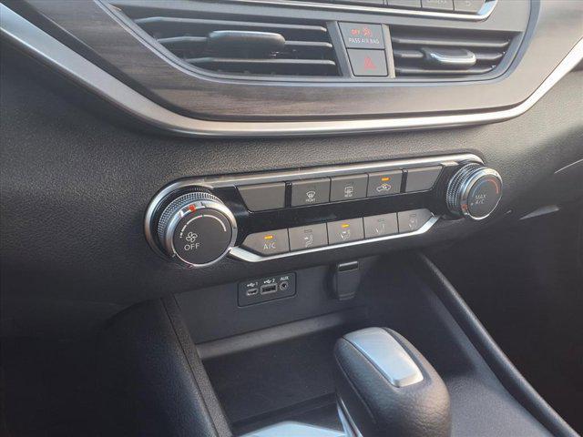 new 2025 Nissan Altima car, priced at $27,551