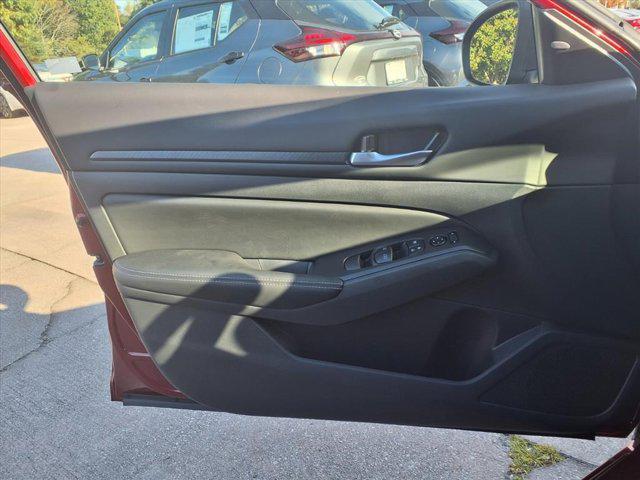 new 2025 Nissan Altima car, priced at $27,551