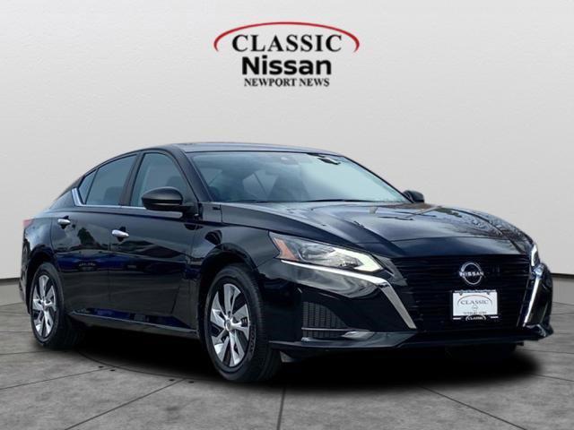 new 2025 Nissan Altima car, priced at $27,840