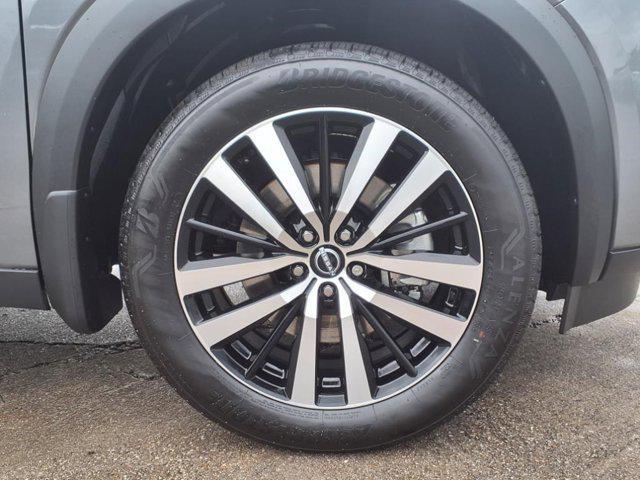 new 2025 Nissan Pathfinder car, priced at $50,517