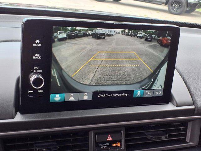 used 2025 Honda Pilot car, priced at $46,995