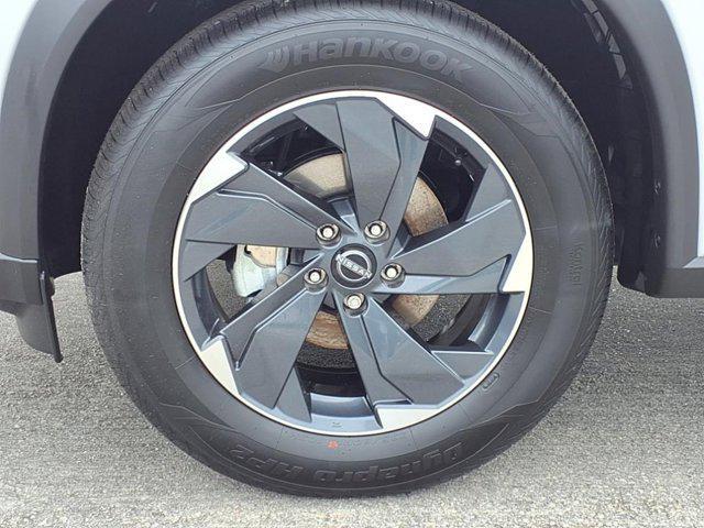 new 2025 Nissan Rogue car, priced at $31,562