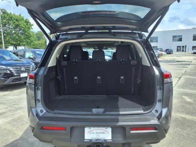 new 2025 Nissan Pathfinder car, priced at $43,265