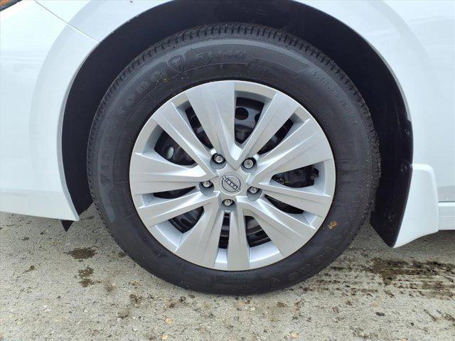 new 2025 Nissan Sentra car, priced at $20,051