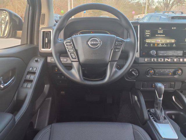 new 2025 Nissan Frontier car, priced at $39,580