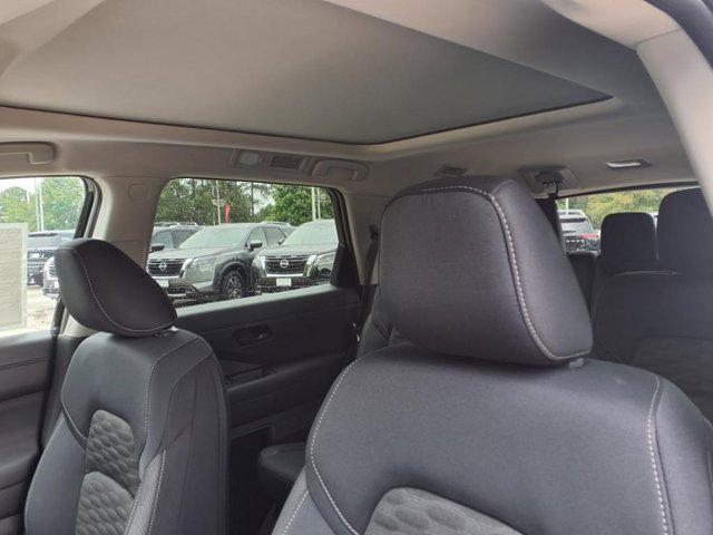new 2025 Nissan Pathfinder car, priced at $42,765