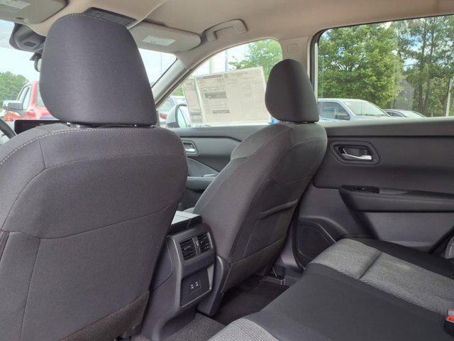 new 2025 Nissan Rogue car, priced at $31,562