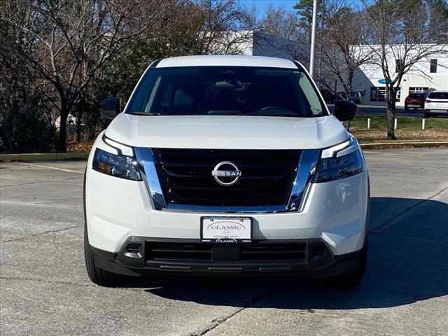 new 2025 Nissan Pathfinder car, priced at $39,010