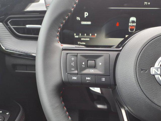 new 2025 Nissan Kicks car, priced at $27,252