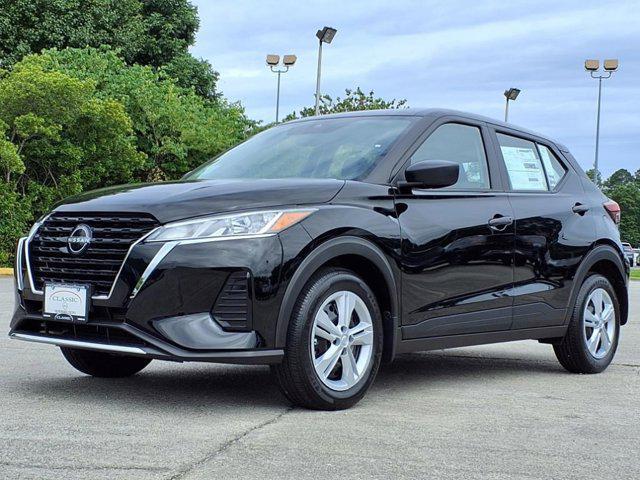 new 2025 Nissan Kicks car, priced at $23,257