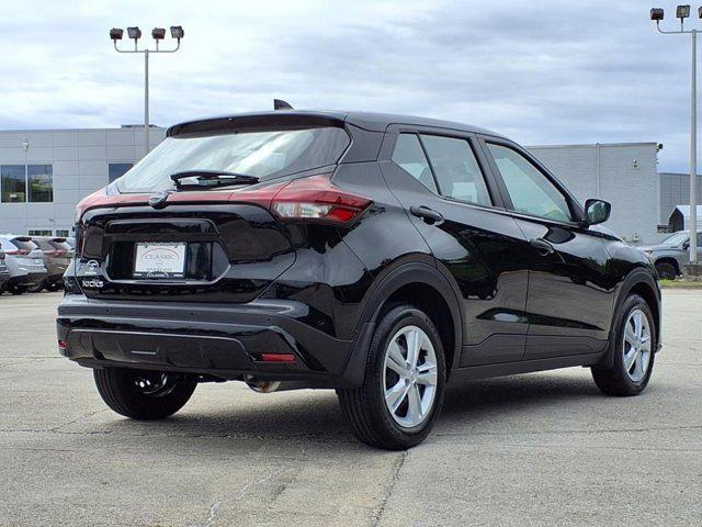 new 2025 Nissan Kicks car, priced at $23,257