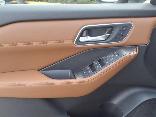 new 2025 Nissan Rogue car, priced at $40,571