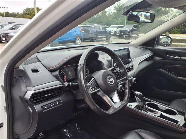 used 2023 Nissan Altima car, priced at $20,916