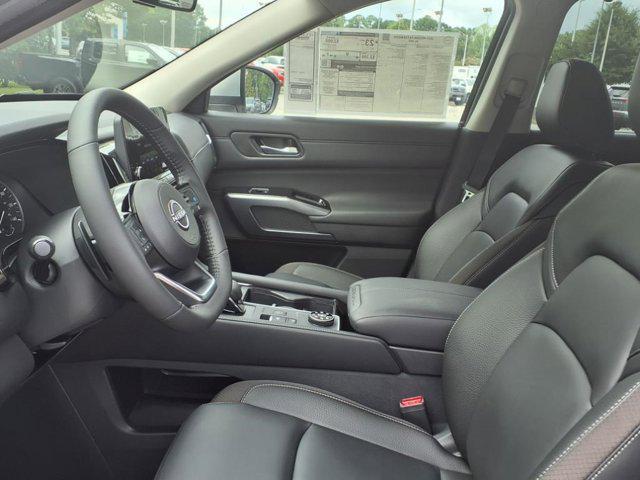 new 2025 Nissan Pathfinder car, priced at $44,049