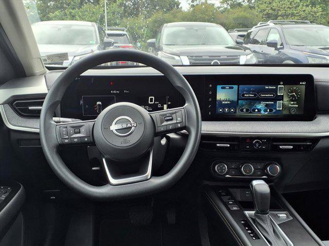 new 2025 Nissan Kicks car, priced at $26,638