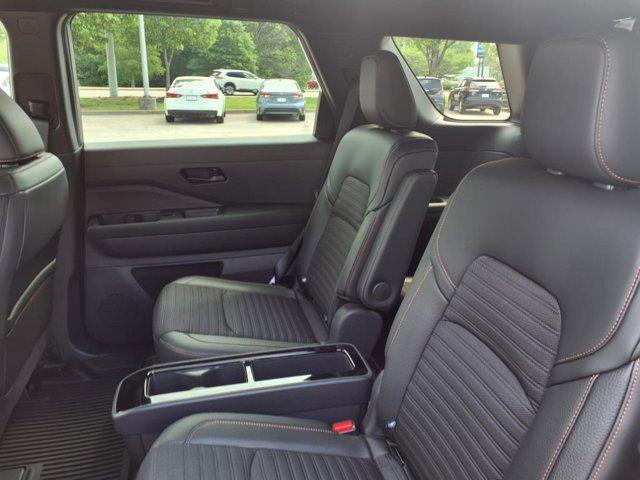 new 2025 Nissan Pathfinder car, priced at $43,505