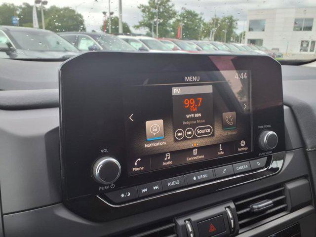 new 2025 Nissan Pathfinder car, priced at $38,257