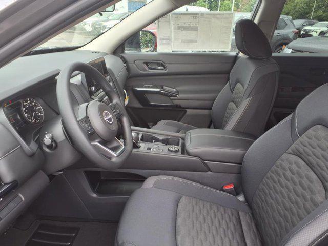 new 2025 Nissan Pathfinder car, priced at $38,257