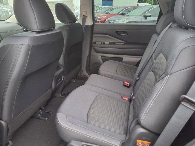 new 2025 Nissan Pathfinder car, priced at $38,257