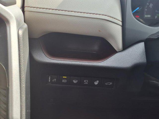 used 2020 Toyota RAV4 Hybrid car, priced at $25,816