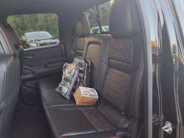 new 2025 Nissan Frontier car