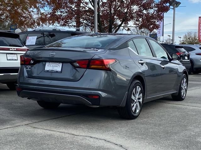 new 2025 Nissan Altima car, priced at $27,750