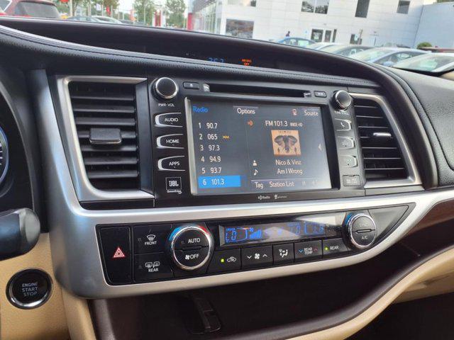used 2015 Toyota Highlander car, priced at $17,483