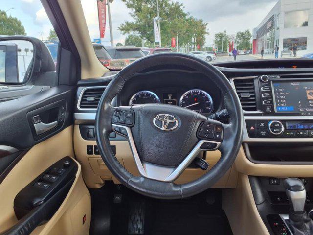 used 2015 Toyota Highlander car, priced at $17,483
