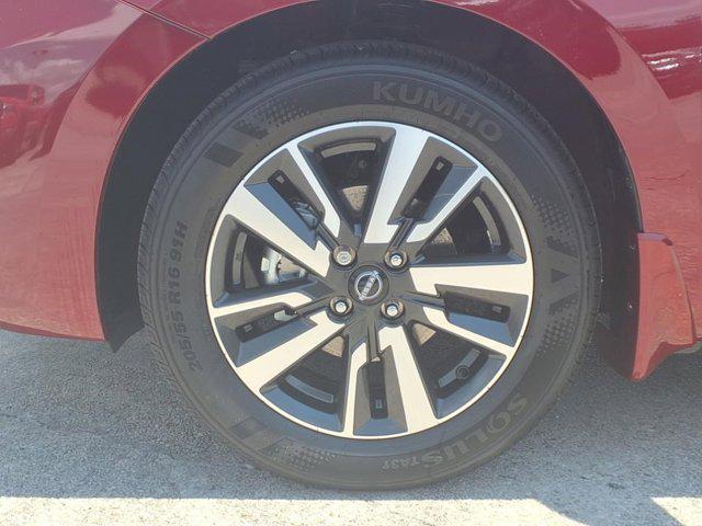 new 2025 Nissan Versa car, priced at $21,965