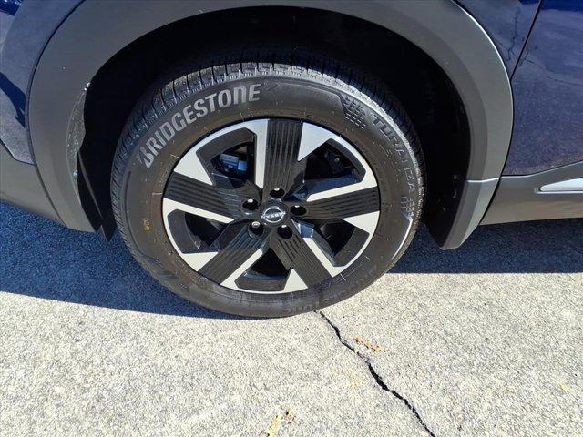 new 2026 Nissan Kicks car, priced at $25,001