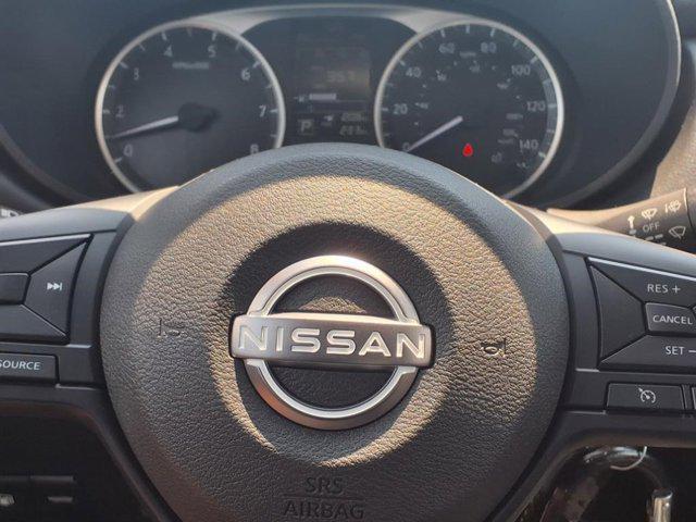 new 2025 Nissan Versa car
