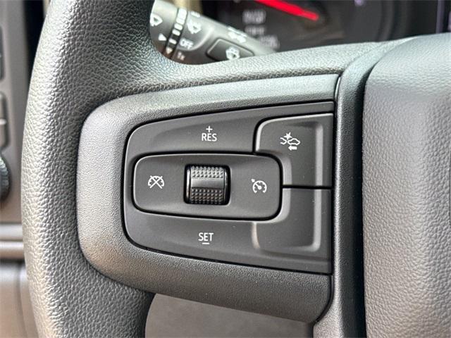 new 2025 GMC Sierra 1500 car, priced at $39,675