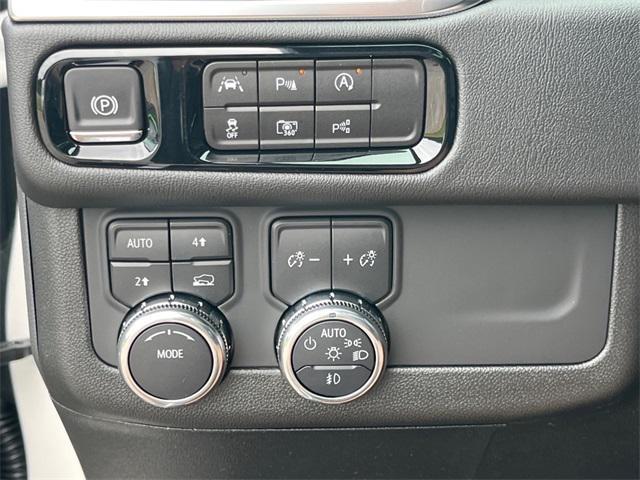 new 2025 GMC Yukon car, priced at $89,060