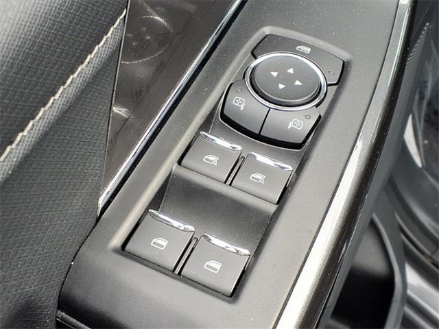 used 2021 Ford F-150 car, priced at $30,000