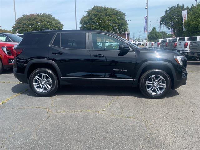 new 2025 GMC Terrain car, priced at $32,390