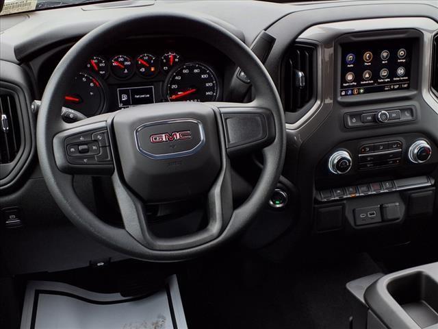 new 2025 GMC Sierra 1500 car, priced at $45,275