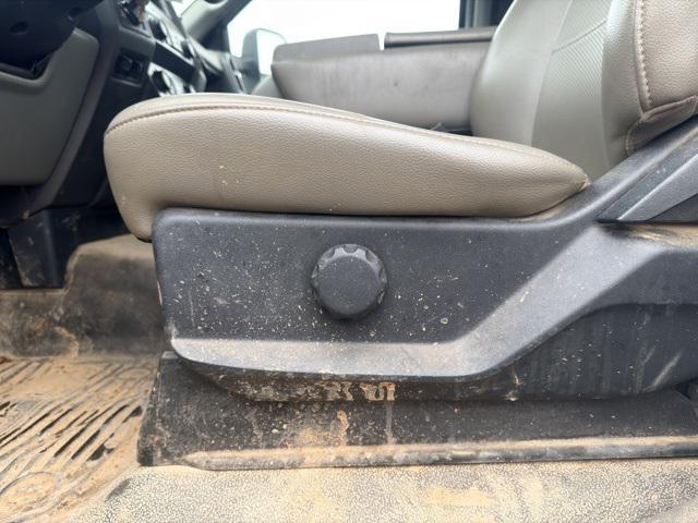 used 2022 Ford F-250 car, priced at $30,000