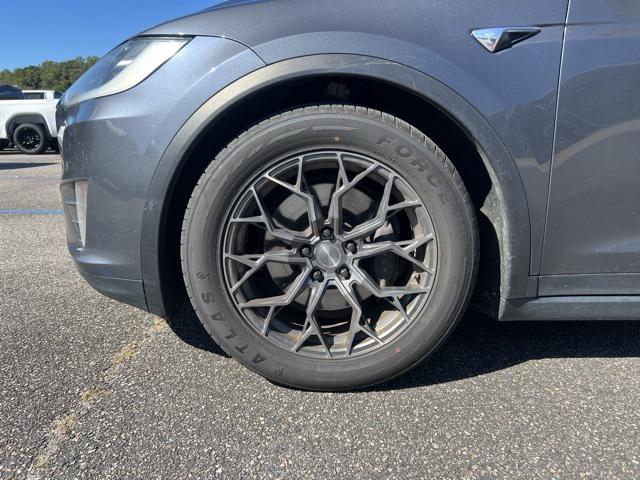 used 2017 Tesla Model X car, priced at $19,500