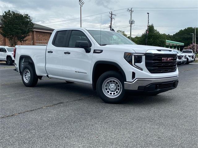 new 2025 GMC Sierra 1500 car, priced at $36,780